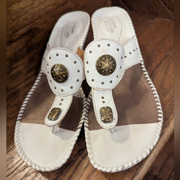 Clarks Shingo Leather Wedge Sandal white, Size 9 Worn Once - Picture 5 of 12